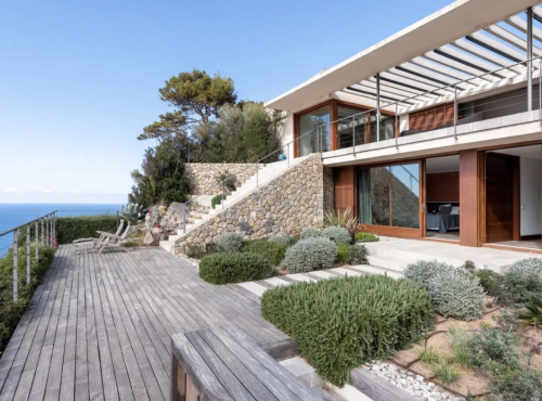 For sale: Modern villa in traditional style in the Serra de Tramuntana