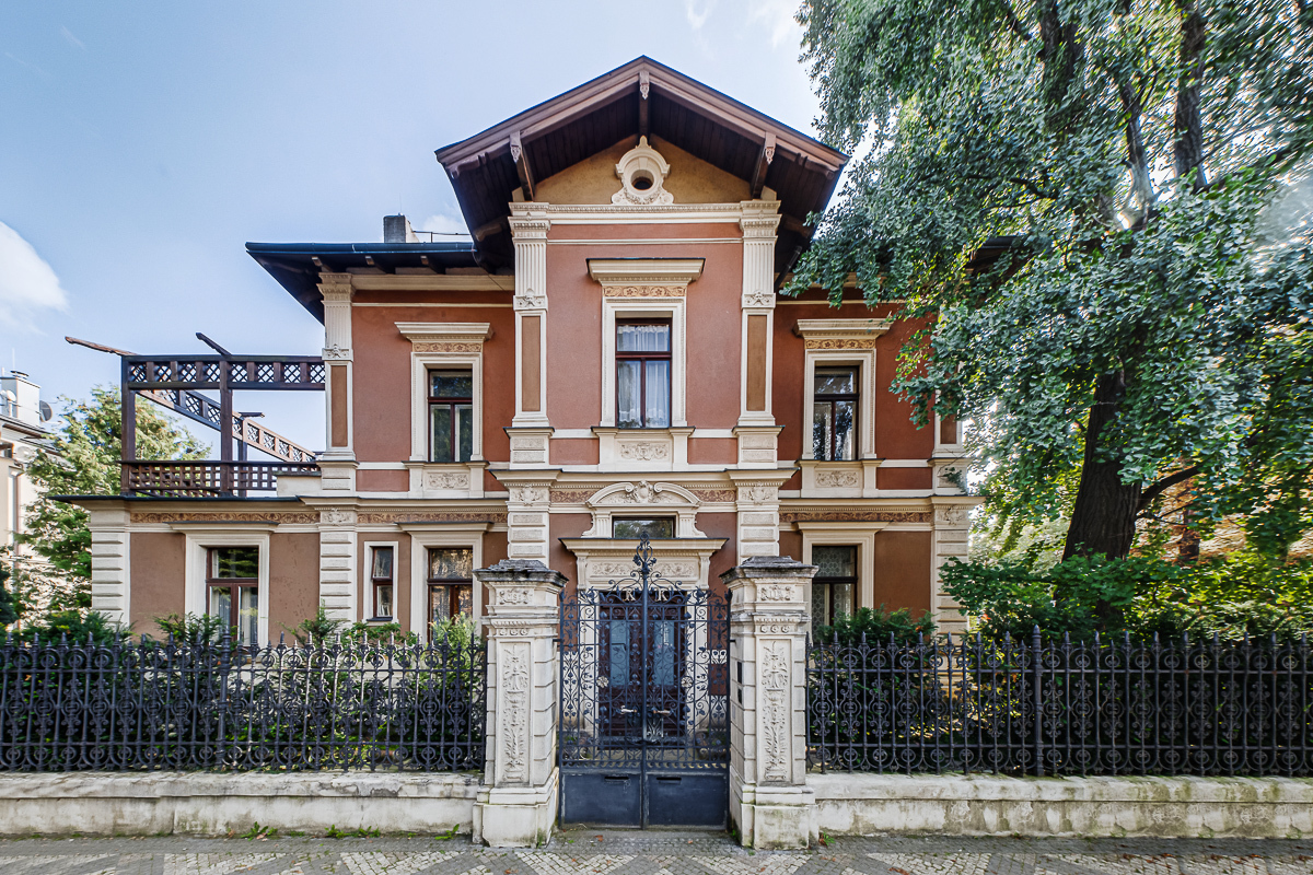 Historical villa, Prague 6 - Bubeneč