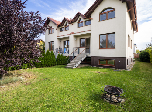 Foreign Properties - Family house 5+kk, Prague West – Horoměřice