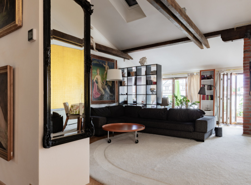 Zahraniční nemovitosti - Luxusní penthouse s terasou, Praha 1