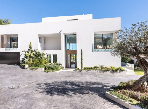 For sale: Modern villa in Son Vida