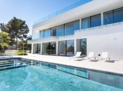 For sale: Modern villa in Son Vida