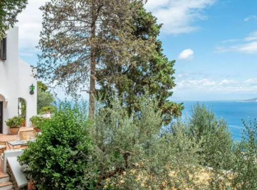 Prodej - K prodeji: Monumentální usedlost v srdci ostrova Capri - Itálie