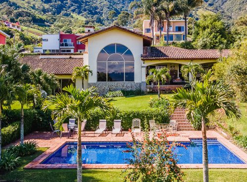 Prodej - K prodeji: Casa Roca Verde, Kostarika - Escazu