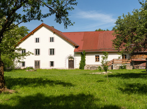 Zahraniční nemovitosti - Kouzelné venkovské sídlo v podhůří Šumavy, Jižní Čechy