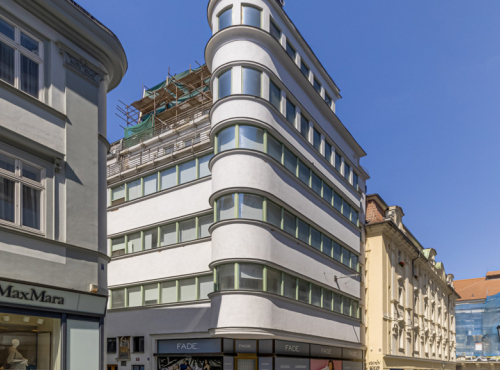 Commercial building at a prestigious address, Prague 1 - Old Town