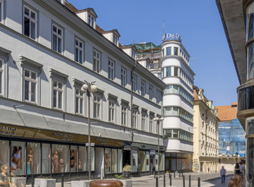 Zahraniční nemovitosti - Obchodní dům na prestižní adrese, Praha 1 - Staré Město