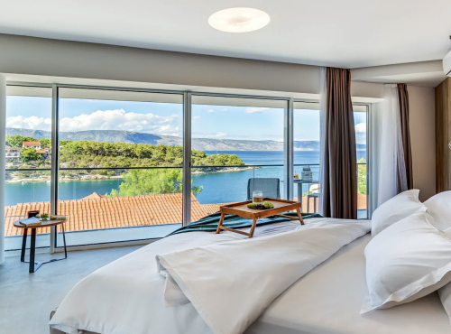 For sale: Elegant villa with sea view, Croatia - Hvar