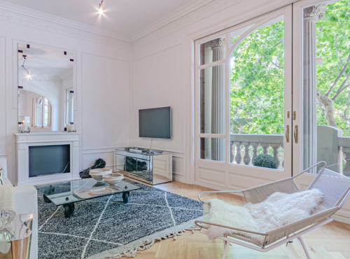 For sale: Elegant apartment in the city center, Spain - Barcelona