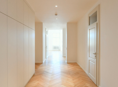 Three-bedroom apartment with balcony, Prague 5 - Janáčkovo nábřeží