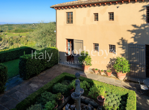 Historic villa, Italy - Tuscany