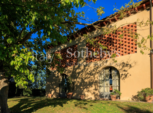 Historic villa, Italy - Tuscany