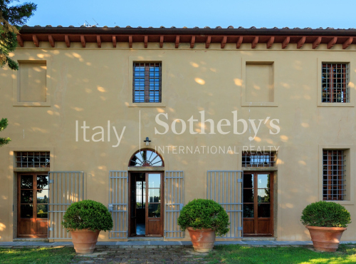 Historic villa, Italy - Tuscany