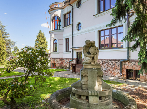 Reprezentativní vila se zahradou, Dobřichovice - Středočeský kraj