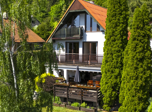 Zahraniční nemovitosti - Rekreační dům, Středočeský kraj - Stříbrná Skalice