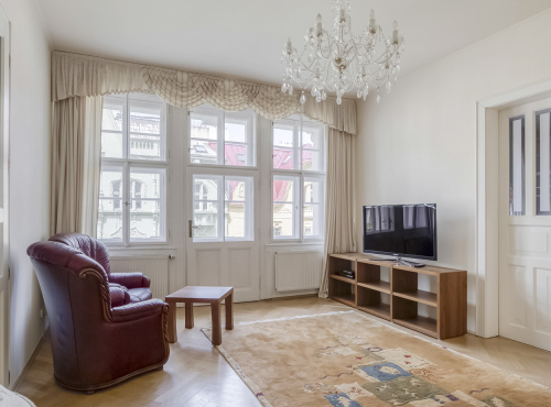 Spacious 4+1 apartment, Prague 2 - Vinohrady