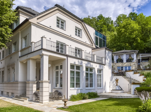 Elegantní vila v Lysolajském údolí - Praha 6