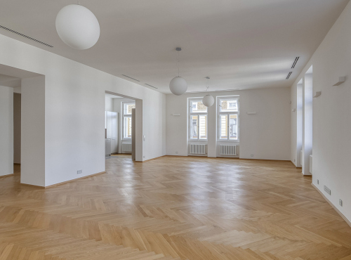 Luxurious apartment 4+kk, Prague 5 - Janáčkovo nábřeží