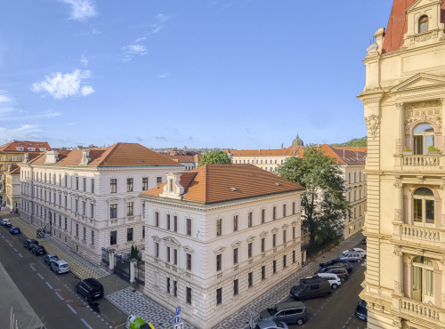Luxurious apartment 4+kk, Prague 5 - Janáčkovo nábřeží