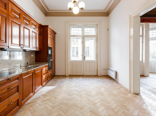 Historical Apartment, Prague 1 – Pařížská St.