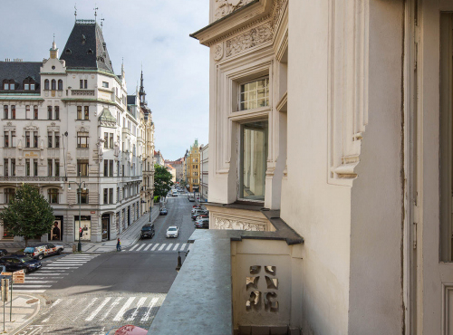 Historical Apartment, Prague 1 – Pařížská St.